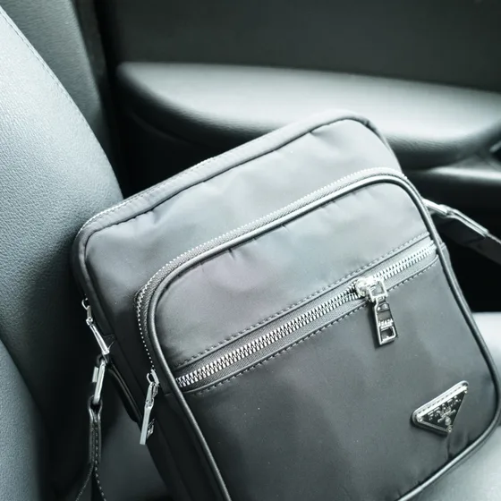 Prada Nilon Crossbody Bag Hitam Crossbody