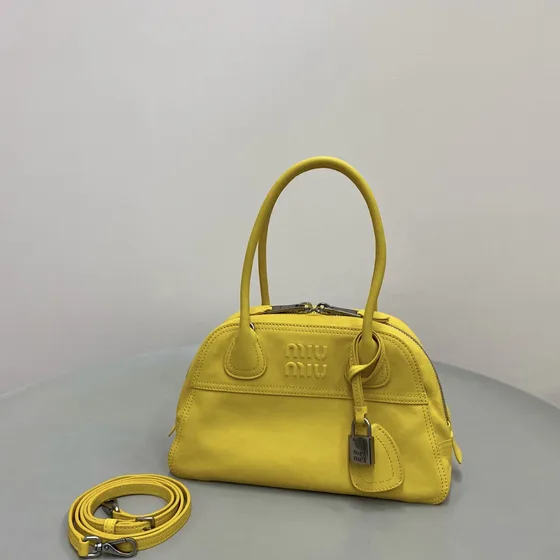 Miu Miu Läder Top-Handle Bag Gul Topphandtag