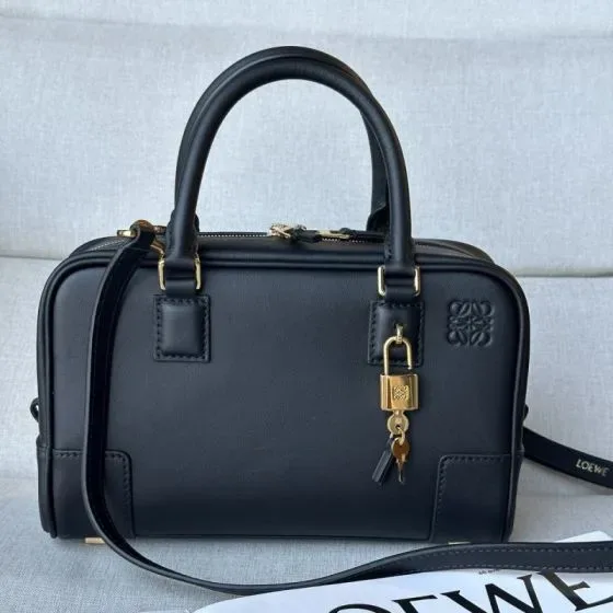 Loewe Amazona Black Top Handle