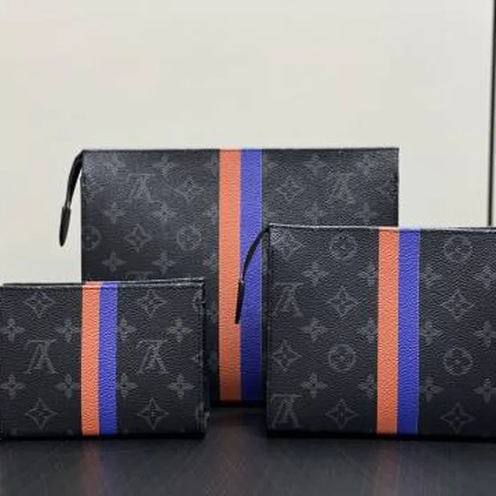 Louis Vuitton Trio Monogram Eclipse 20 x 5 x 25 everyday