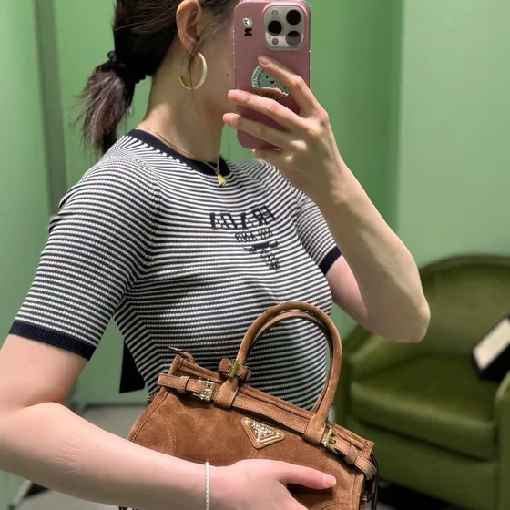 Prada Small Nappa جلد Top-Handle Bag بني Top Handle