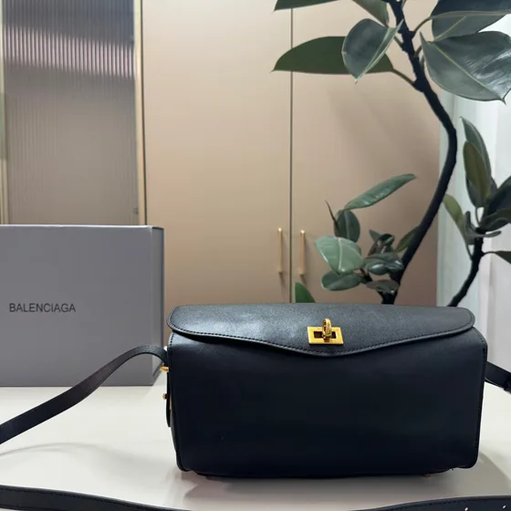 Balenciaga Rodeo Budtasketur Hvid Crossbody