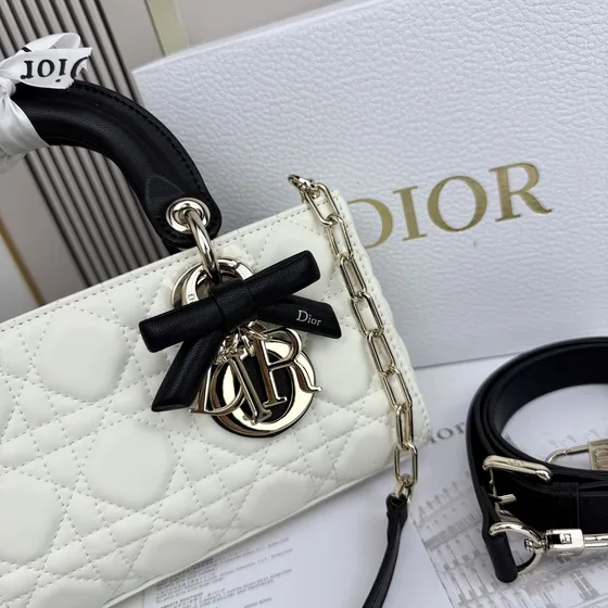 Dior Lady D-Joy Putih 22cm Top Handle