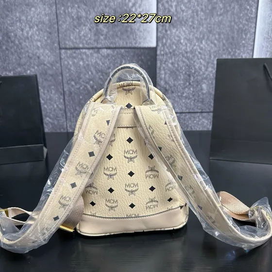 MCM Stark Side Studs Sırt çantası Siyah/Pembe/Cognac/Bej 22*27cm Sırt çantası
