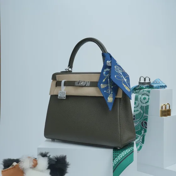 Hermes Kelly Olive Green Top Handle
