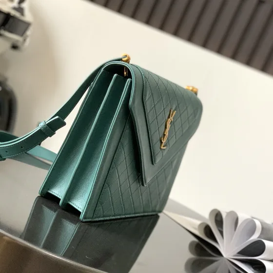 YSL Gaby Envelope Bag Tiffany Blauw Schoudertas
