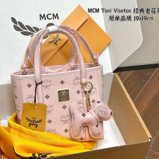 MCM Toni Visetos Sort 19×19cm Shoppertasketur