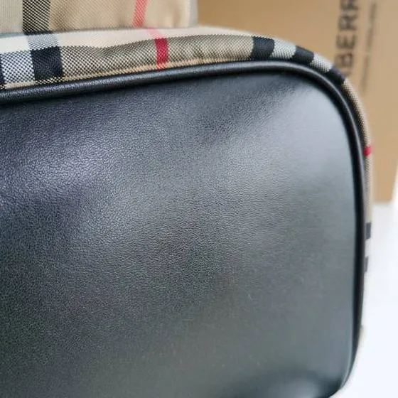 Burberry Vintage Check 30 5 x 14 5 x 42 5cm everyday