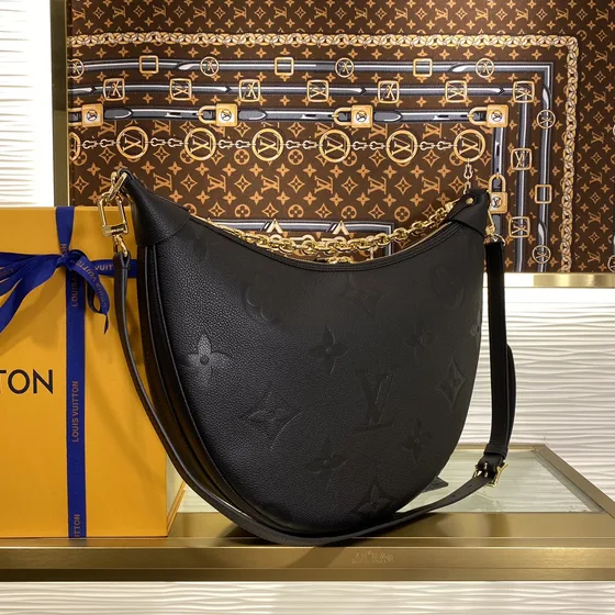 Louis Vuitton Loop Hobo Noir Hobo