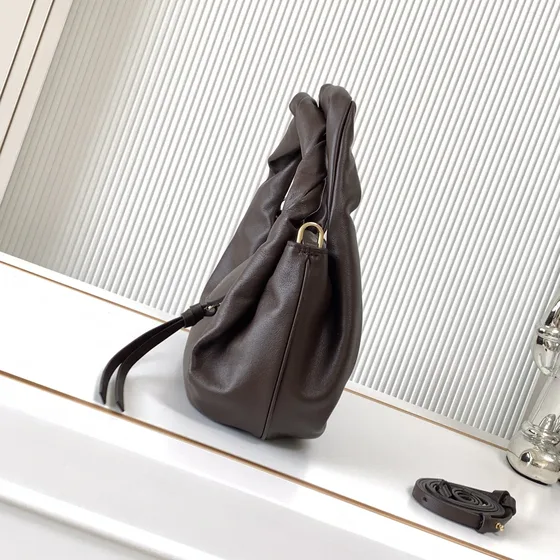 Fendi Fendi Spy Hobo Bag Dark Kahverengi Hobo