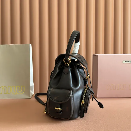 Miu Miu Læder Pocket Rygsæk Sort Rygsæk