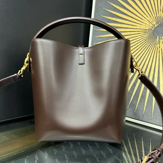 YSL Le 37 Sac seau Dark Marron Sac épaule