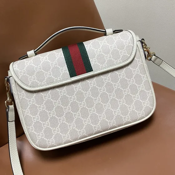 Gucci Ophidia Shoulder Bag Beige/Putih 24cm Shoulder Bag