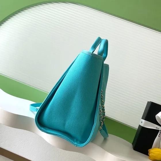Chanel Deauville Tote Turquoise Shoppertasketur
