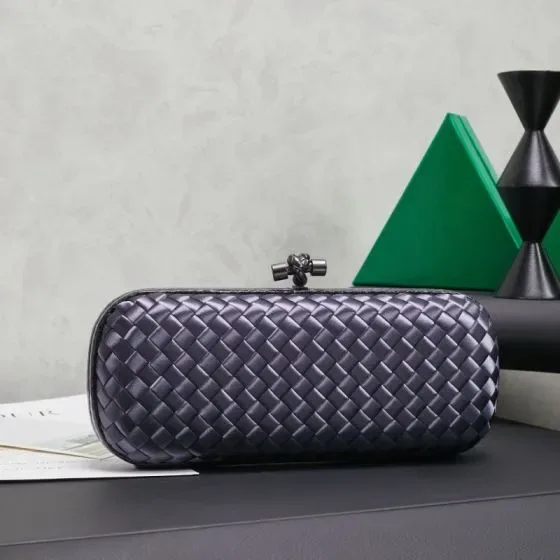 Bottega Veneta Knot Clutch Dark Purple Clutch