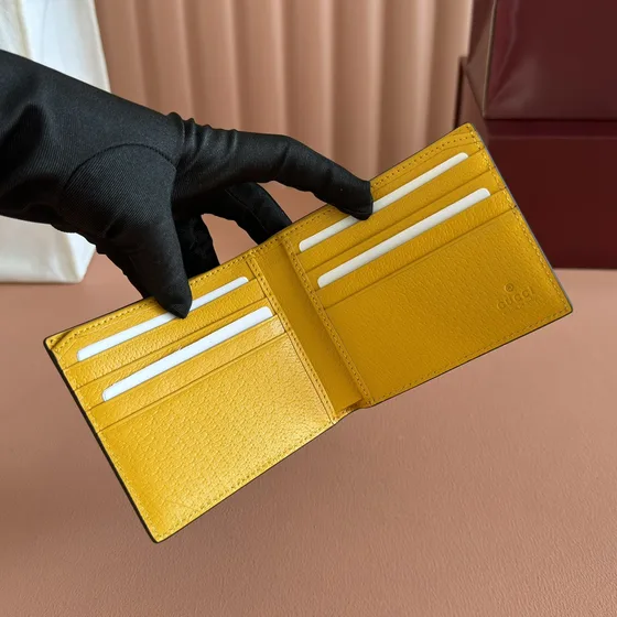 Gucci Gg Supreme Bi-Fold Wallet With Cat Head Beige Wallet