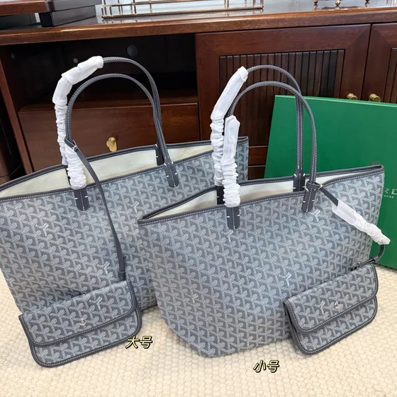 Goyard Saint Louis Tote White Tote Bag