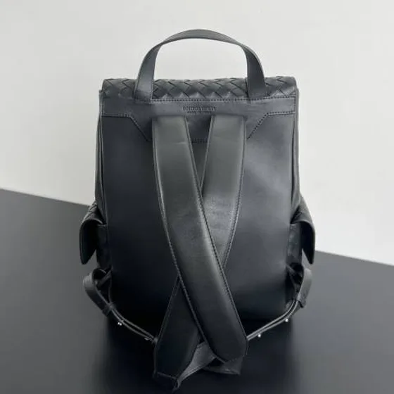Bottega Veneta 805971 Noir Intrecciato everyday