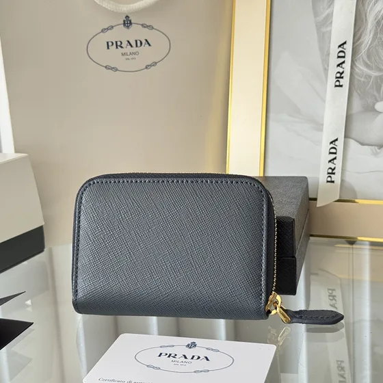 Prada Saffiano Metal Zip Around Coin Purse Negro Coin Purse
