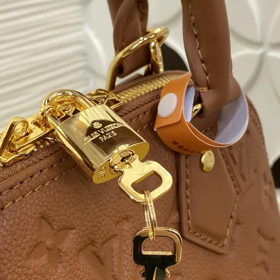 Louis Vuitton Neo Alma Bb Cognac Marrom Alça superior