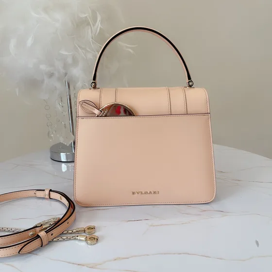 Bvlgari Serpenti Forever Top Handle Light وردي Top Handle