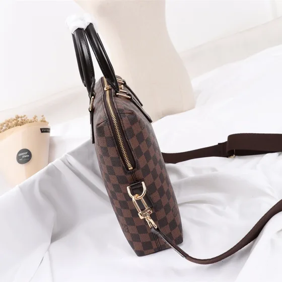 Louis Vuitton Keepall Bandoulière Braun Henkel