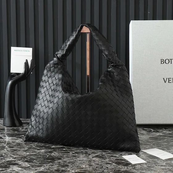 Bottega Veneta Hop Bag Sort Hobo