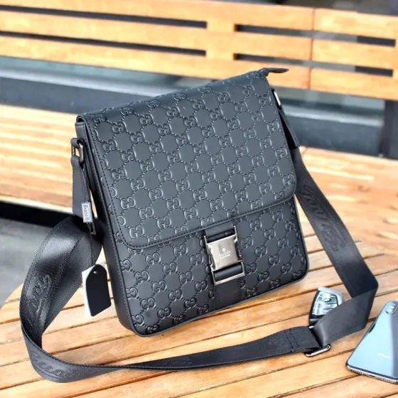 Gucci 33065-2 Black GG embossed leather 25x27x6cm messenger