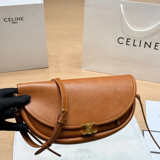 Celine Triomphe Besace Clea Coklat Crossbody