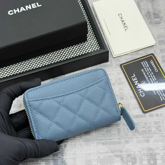 Chanel Classic Zipped Coin Purse สีฟ้า Card Holder