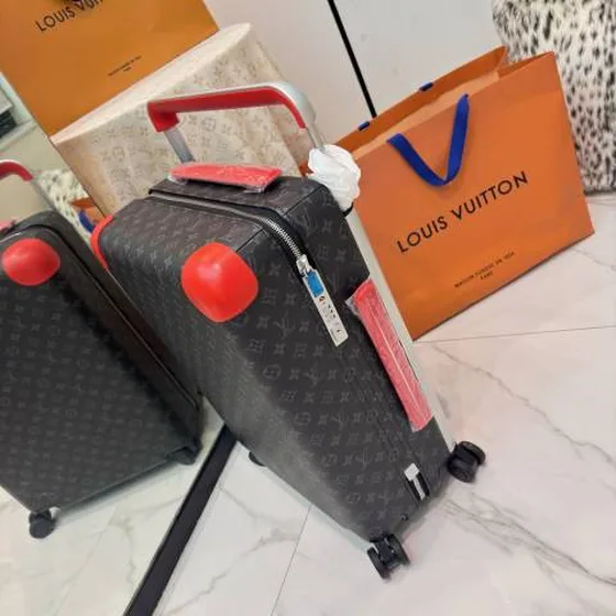 Louis Vuitton Koffer Monogram Eclipse with Rot trim travel