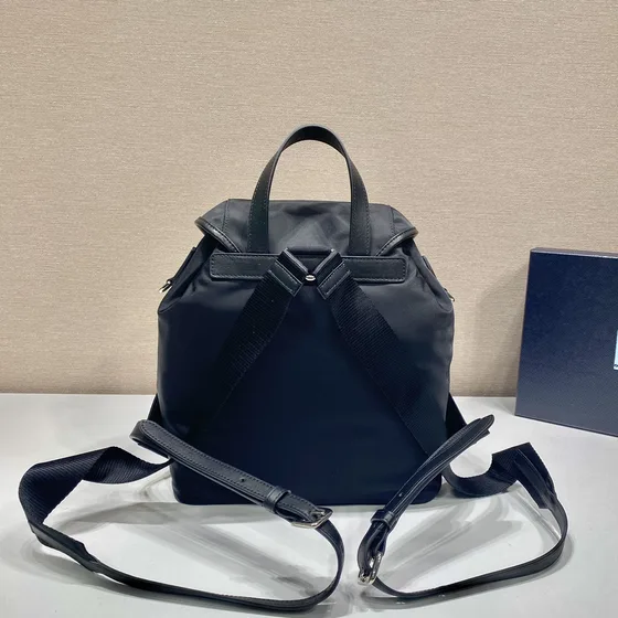 Prada Re-Nylon Medium Rygsæk Sort Rygsæk