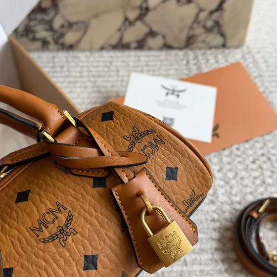 MCM Ella Boston Mini Cognac Üst sap