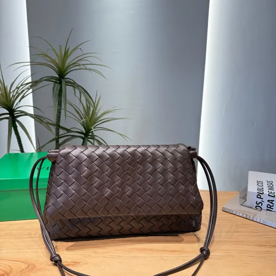 Bottega Veneta Pouch Beige Crossbody
