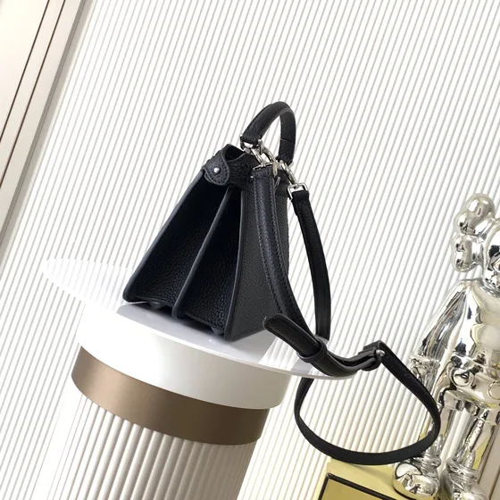 Fendi Peekaboo Sort Tophåndtag