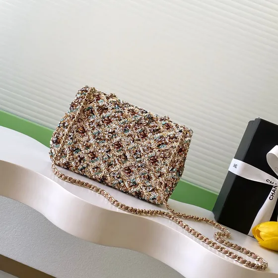 Chanel Classic Flap Pelbagai warna Flap Bag