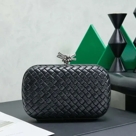 Bottega Veneta Intrecciato Knot Clutch Black Clutch