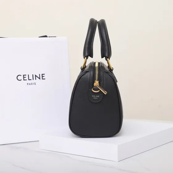 Celine Triomphe Small Boston Hitam Top Handle