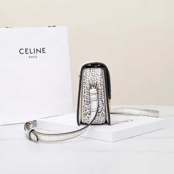 Celine Triomphe Trắng Flap Bag