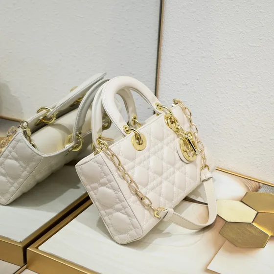 Dior Lady D-Joy Beyaz 26*6*14cm Üst sap