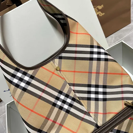 Burberry Check Hobo Shoulder Bag Archive Beige Hobo
