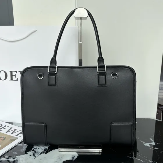 Loewe Amazona Negro Asa superior