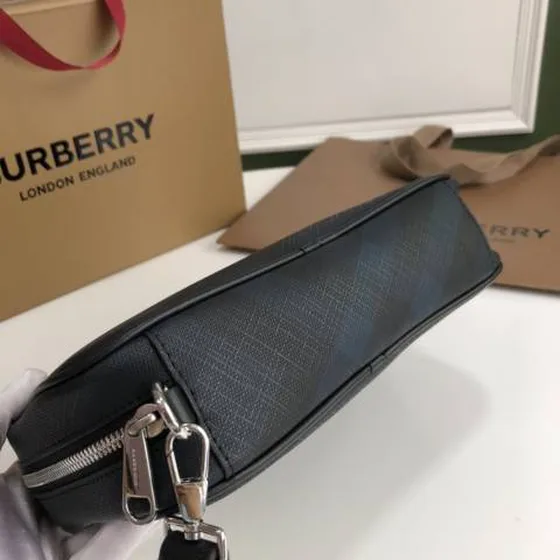 Burberry Dark Marineblå Check 22 5x5 5x15cm everyday