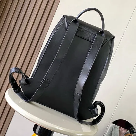 Loewe Anagram Schwarz Narbenleder everyday