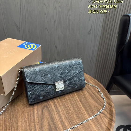 MCM Envelope Chain Bag Nero 23.12cm Crossbody