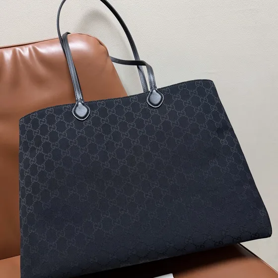 Gucci Gg Nylon Tote Black 42cm Tote Bag