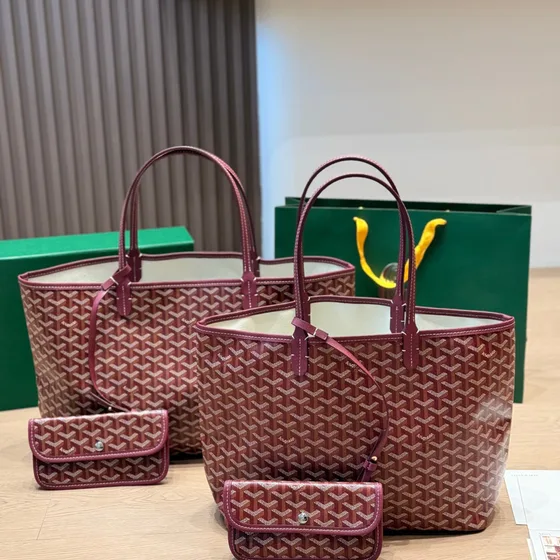 Goyard Saint Louis Green Tote Bag