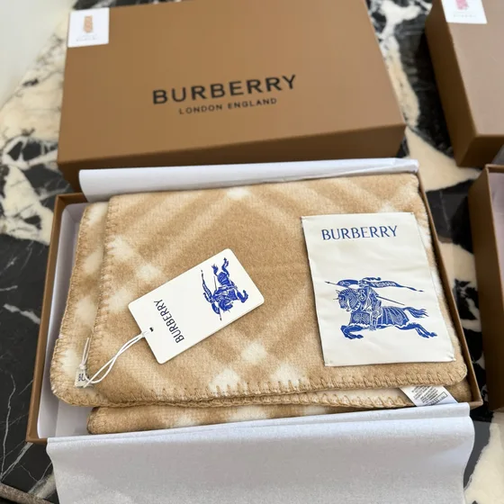 Burberry Check Cashmere Scarf Bege/Rosa Necessaire