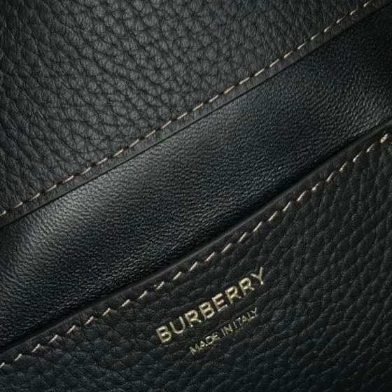 Burberry Black