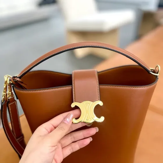Celine Triomphe Bucket Bag Coklat Shoulder Bag